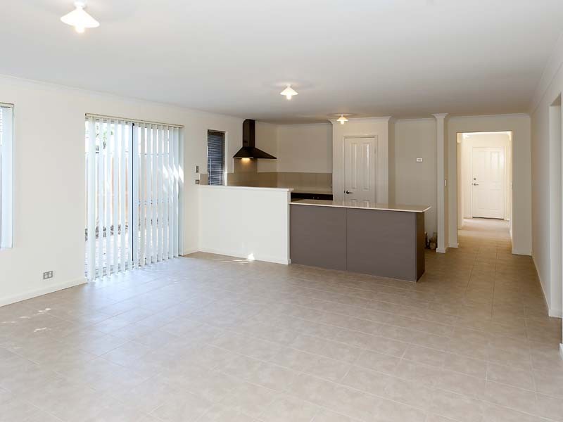 a/408 Belgravia Street, Cloverdale WA 6105