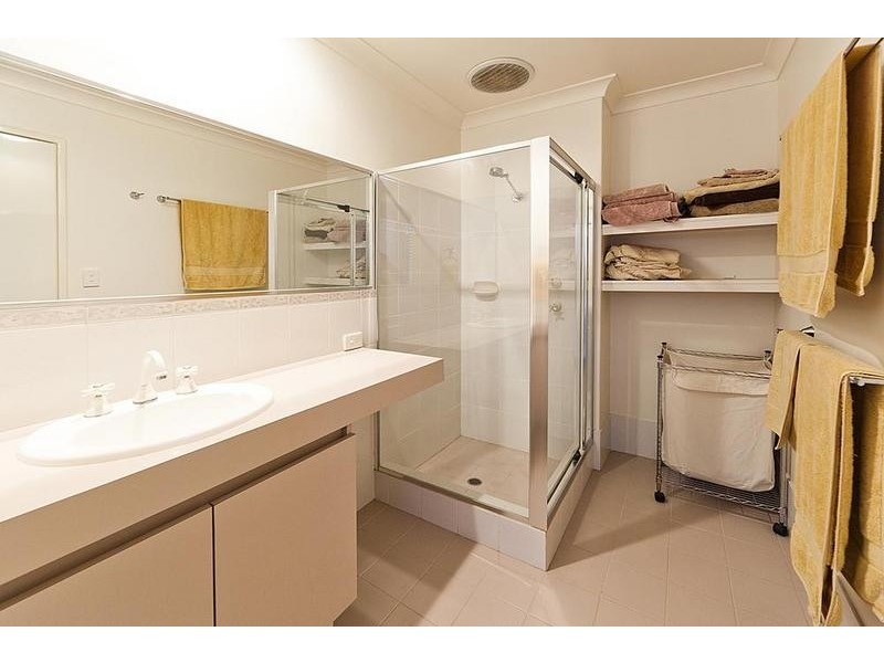 31 Regal Drive, Thornlie WA 6108