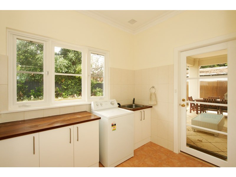 64 Wood Street, Inglewood WA 6052