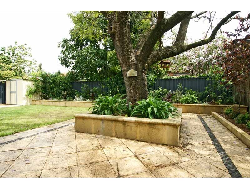 64 Wood Street, Inglewood WA 6052