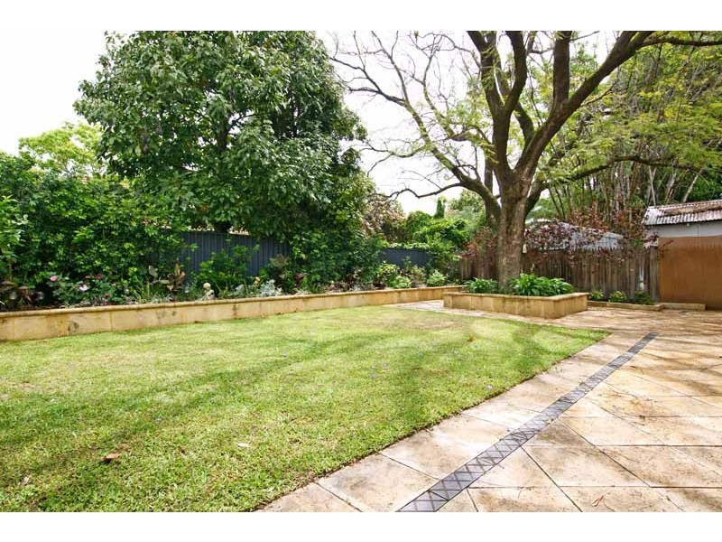 64 Wood Street, Inglewood WA 6052