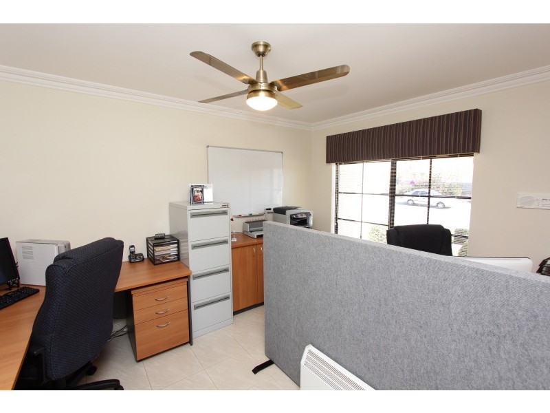 45 Meadowbrook, Dianella WA 6059