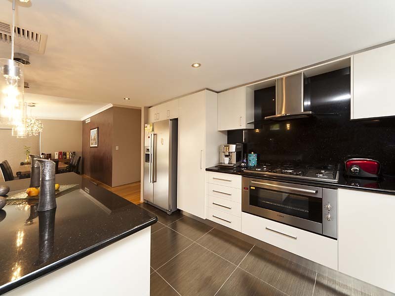 27 Browning Street, Yokine WA 6060