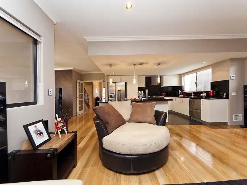 27 Browning Street, Yokine WA 6060