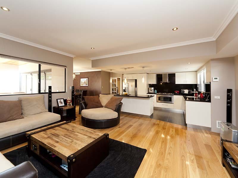 27 Browning Street, Yokine WA 6060