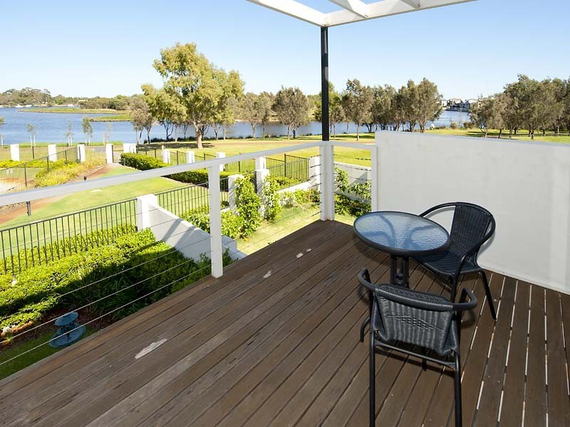 2/152 Great Eastern Highway, Ascot WA 6104