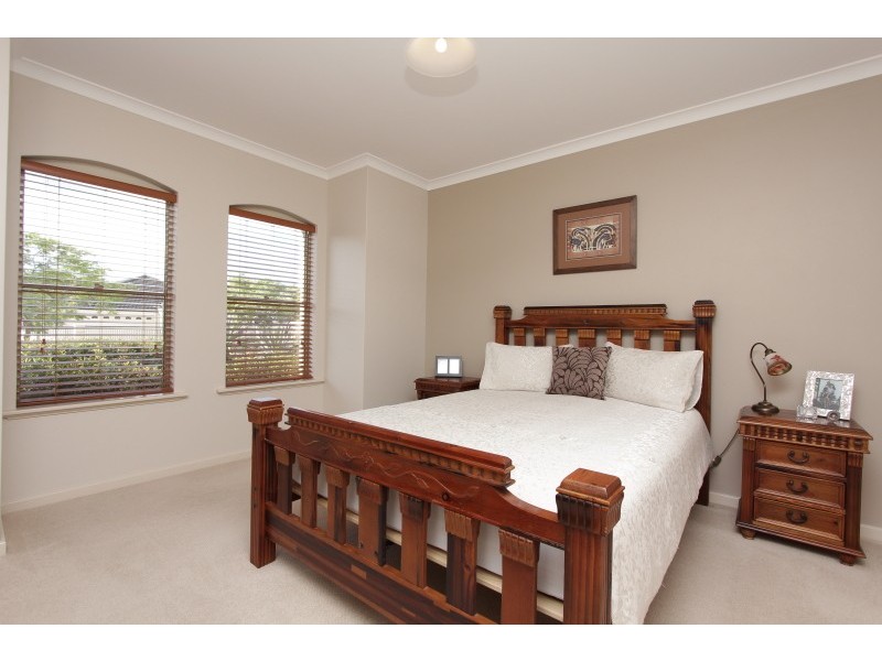 14 Kokoda Boulevard, Dianella WA 6059