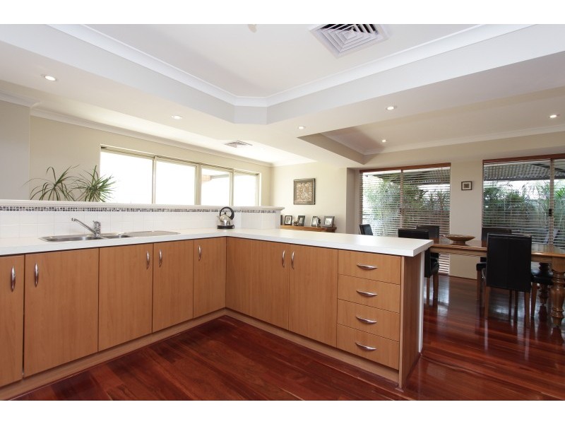 14 Kokoda Boulevard, Dianella WA 6059