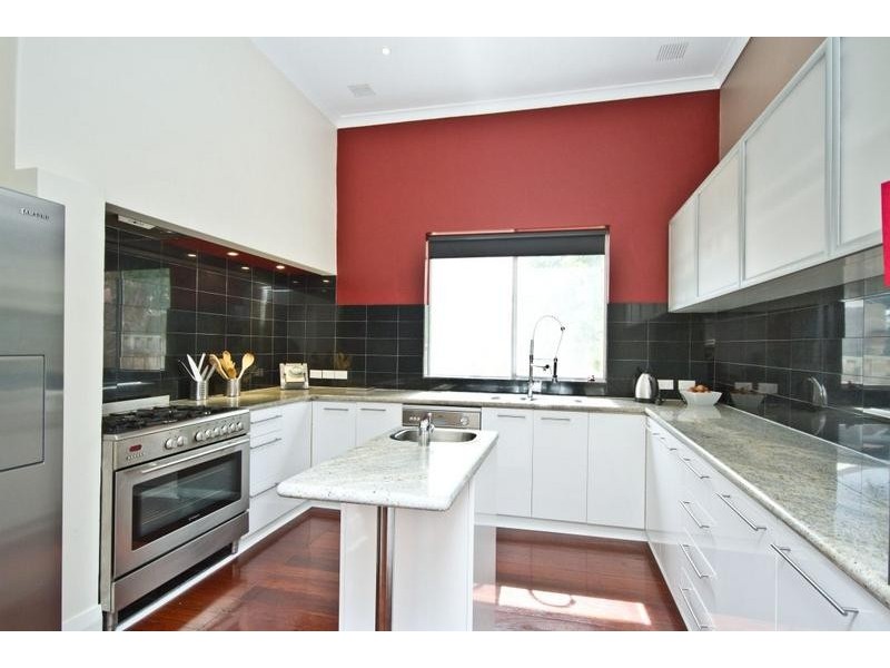 102 Whatley Crescent, Maylands WA 6051