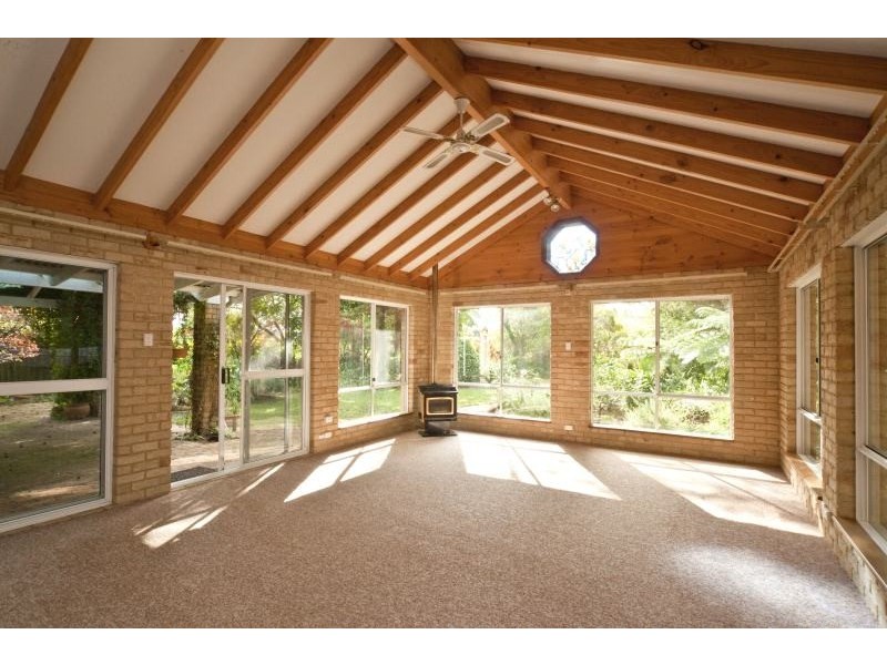 4 Hobart Street, Bayswater WA 6053