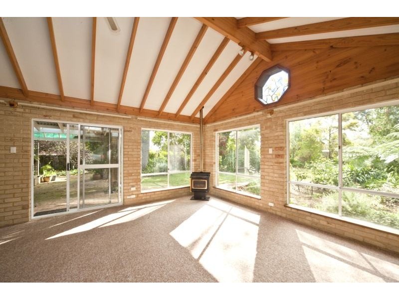 4 Hobart Street, Bayswater WA 6053