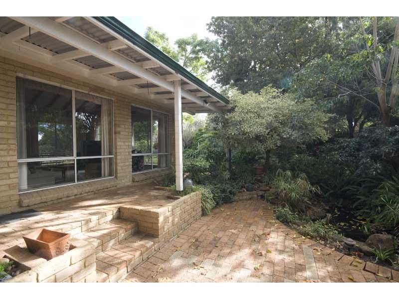 4 Hobart Street, Bayswater WA 6053