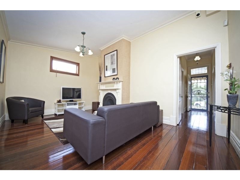 102 Railway Parade, Bayswater WA 6053