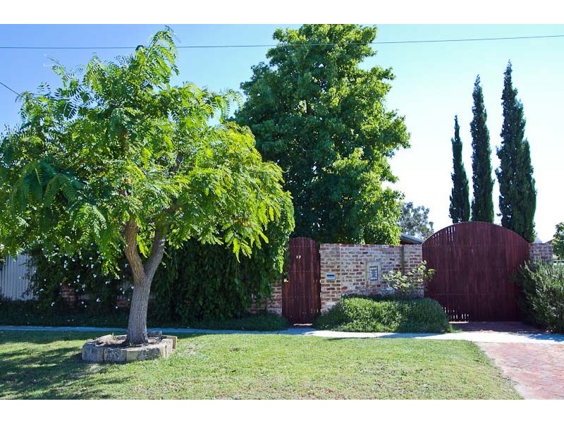 27 May Street, Bayswater WA 6053