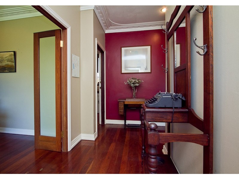 27 May Street, Bayswater WA 6053