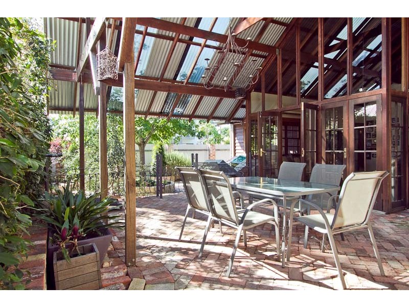 27 May Street, Bayswater WA 6053