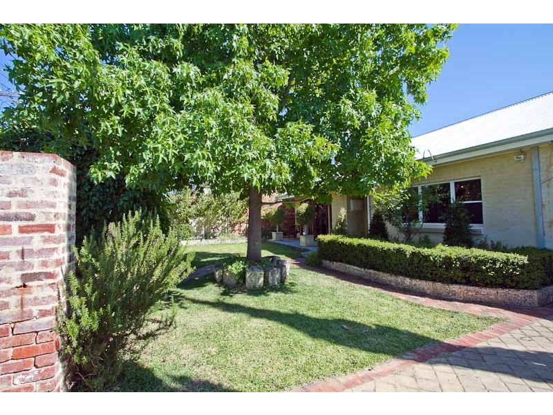 27 May Street, Bayswater WA 6053