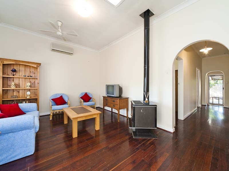 9 + 11 Arthur Street, Kewdale WA 6105