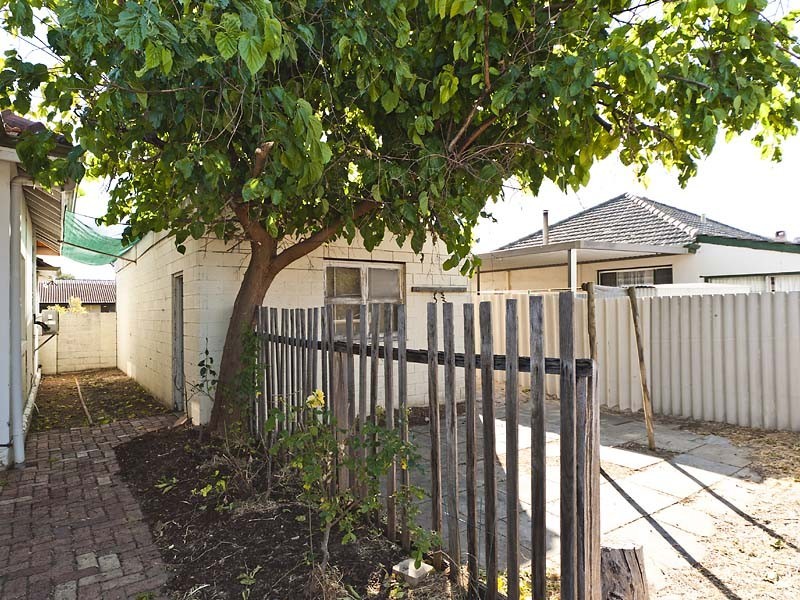 9 + 11 Arthur Street, Kewdale WA 6105