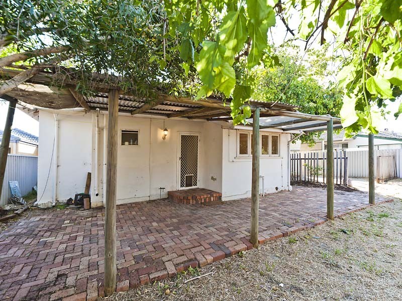 9 + 11 Arthur Street, Kewdale WA 6105