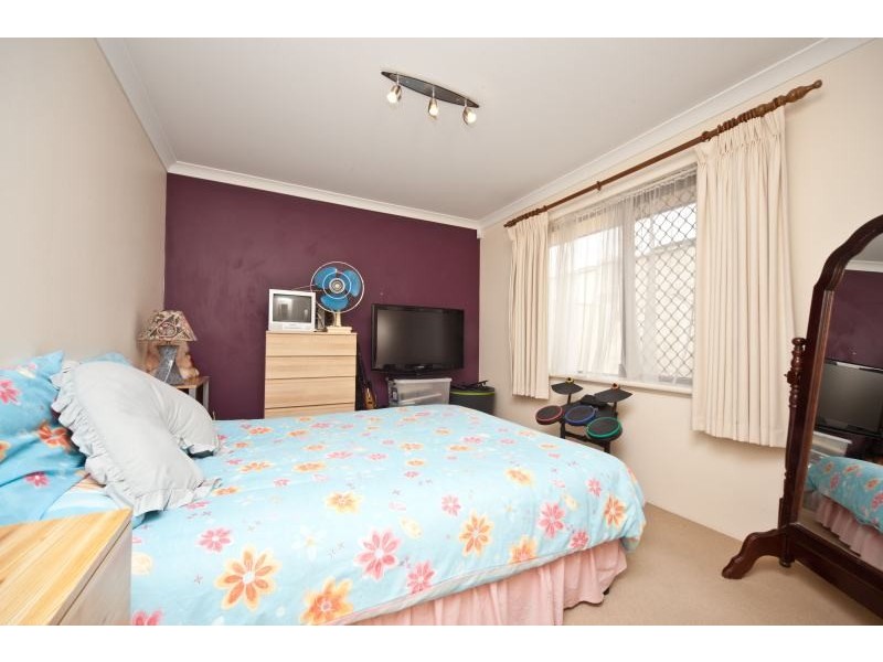 8 Digwood Close, Bayswater WA 6053