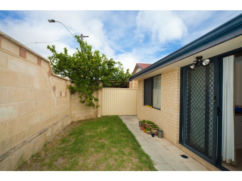 8 Digwood Close, Bayswater WA 6053