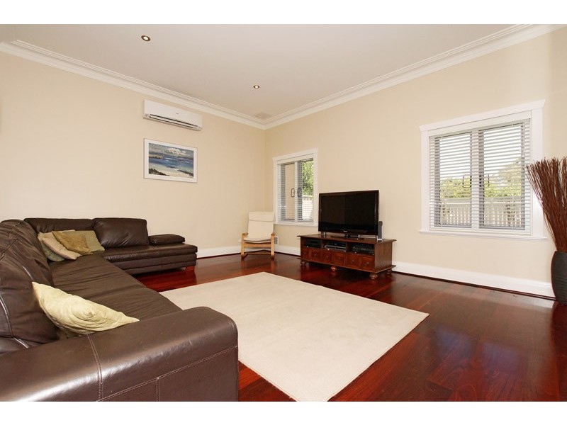 31 Nelson Street, Inglewood WA 6052