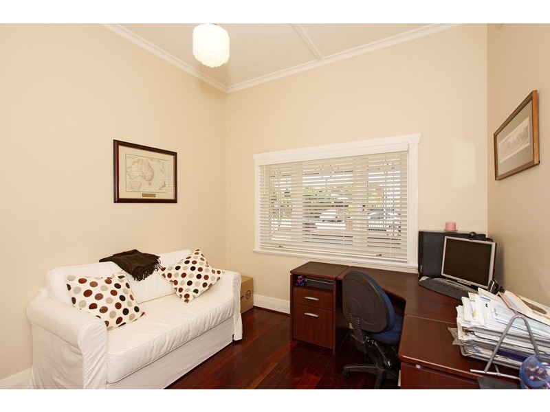 31 Nelson Street, Inglewood WA 6052