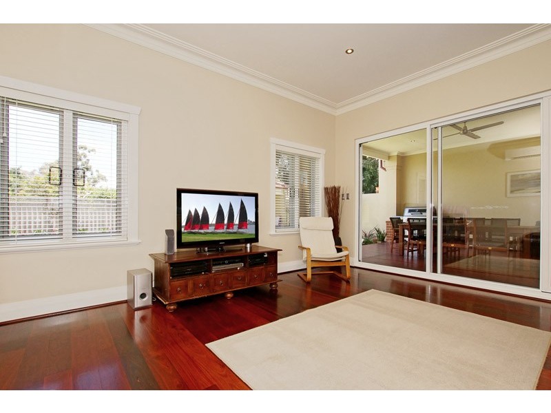 31 Nelson Street, Inglewood WA 6052