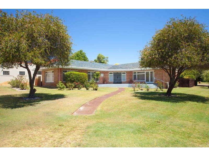 42 Meenaar Crescent, Coolbinia WA 6050