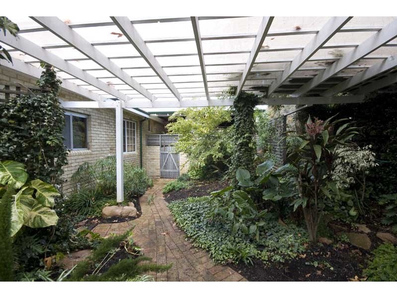 4 Hobart Street, Bayswater WA 6053