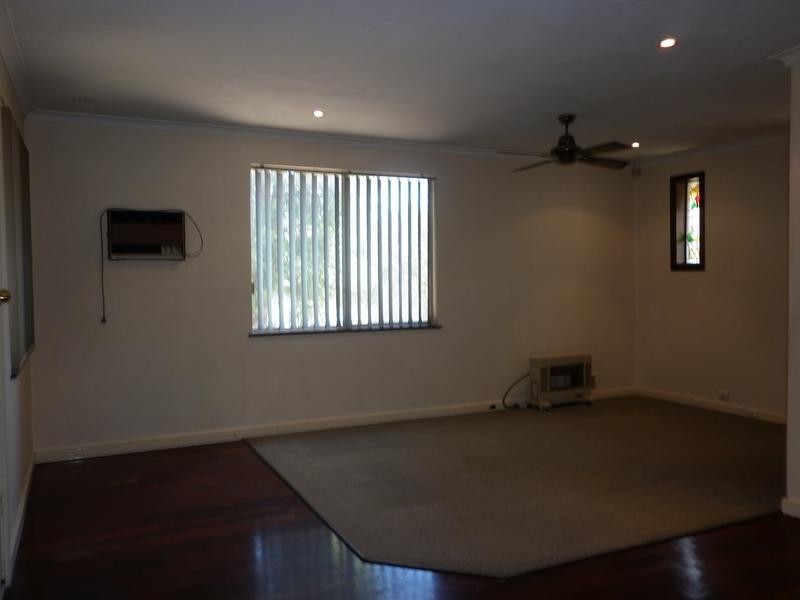 16 Oswell Street, Cloverdale WA 6105