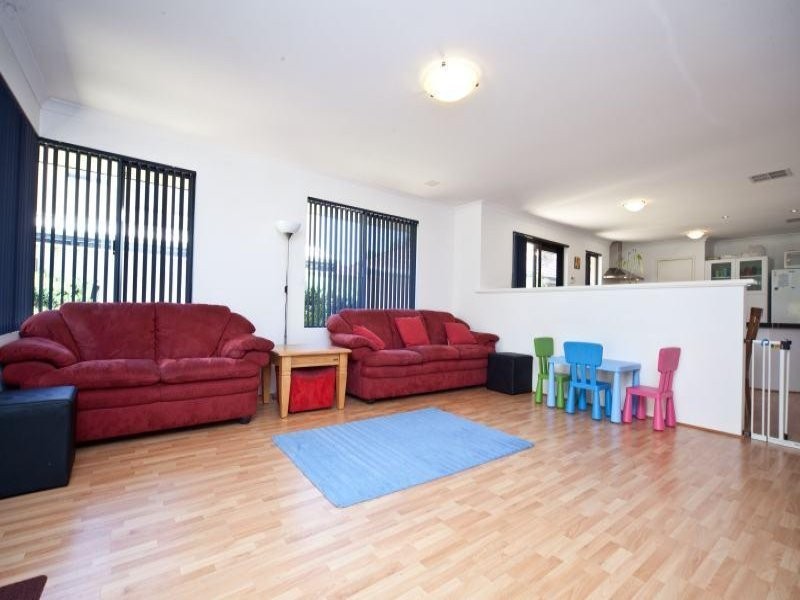 56 Wright Crescent, Bayswater WA 6053