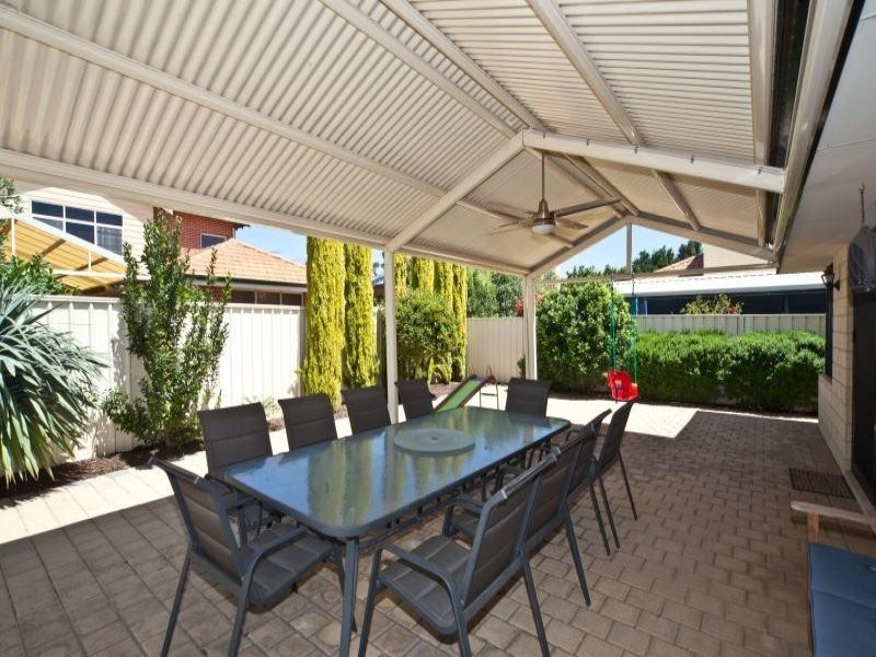 56 Wright Crescent, Bayswater WA 6053