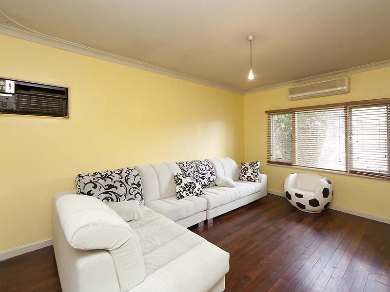 68 King William Street, Bayswater WA 6053