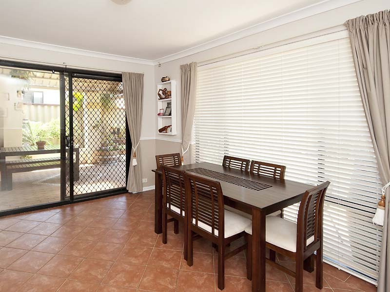 22 Estcourt Road, Redcliffe WA 6104