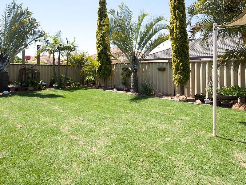 22 Estcourt Road, Redcliffe WA 6104