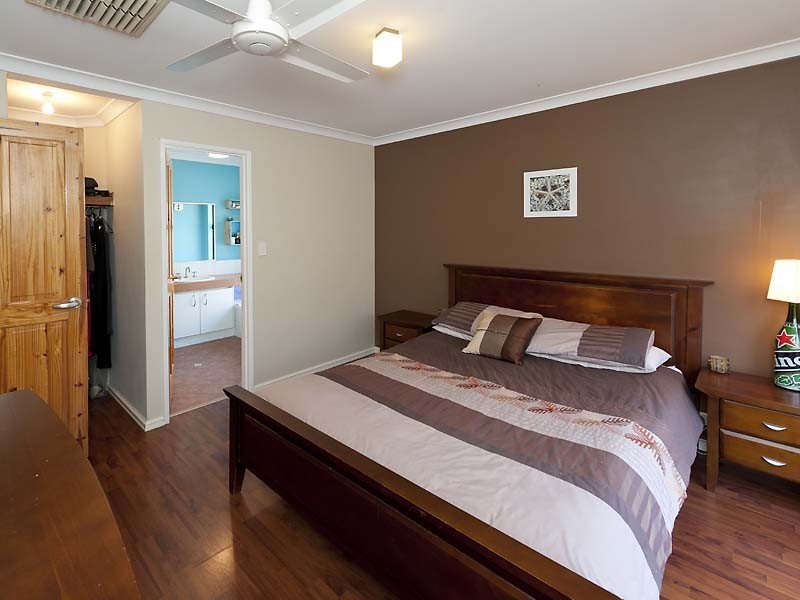 22 Estcourt Road, Redcliffe WA 6104