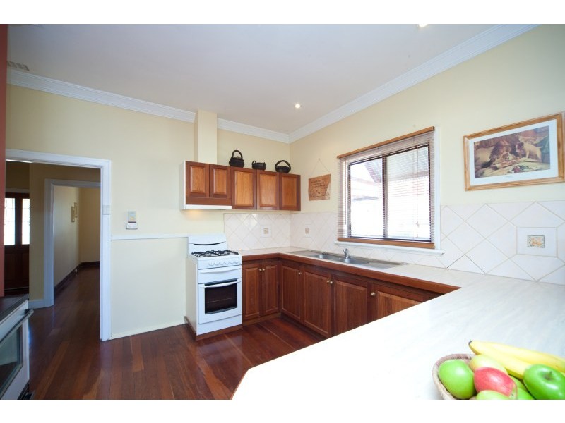 29 Sherwood Street, Maylands WA 6051