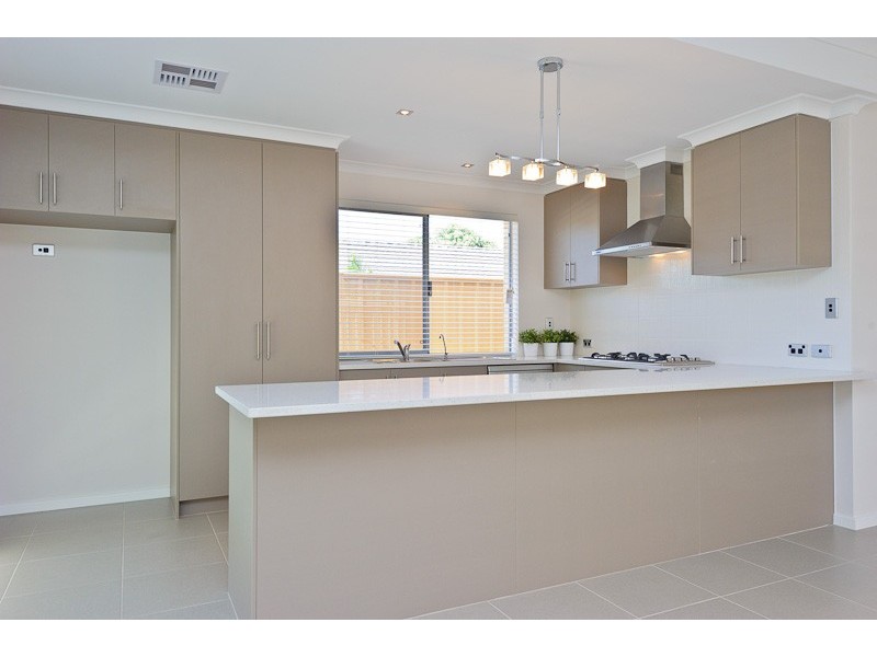 92 Wellington Road, Dianella WA 6059