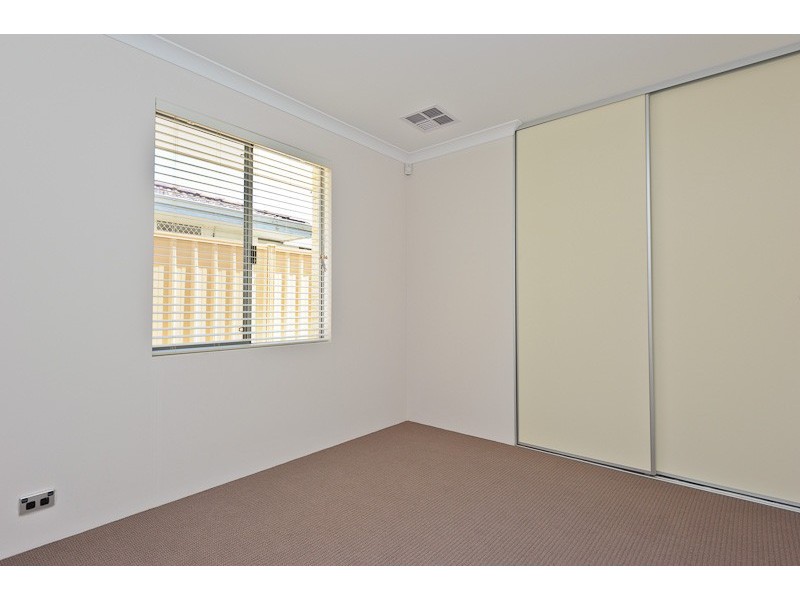 92 Wellington Road, Dianella WA 6059