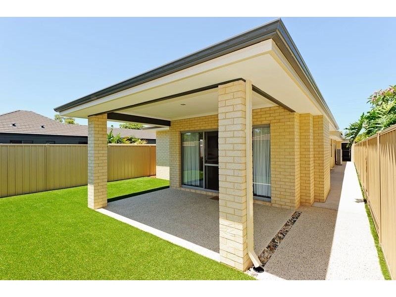 92 Wellington Road, Dianella WA 6059