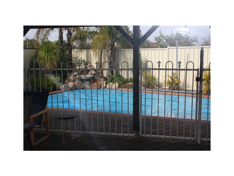 3 Cygnet Close, Ballajura WA 6066