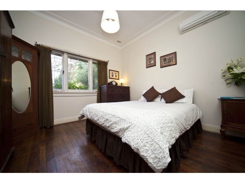 18 Kenilworth Street, Maylands WA 6051