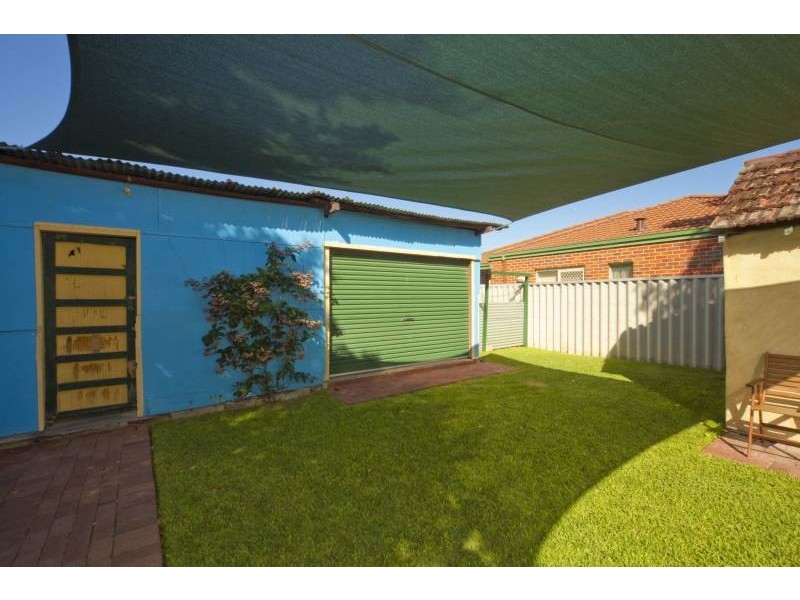 18 Kenilworth Street, Maylands WA 6051