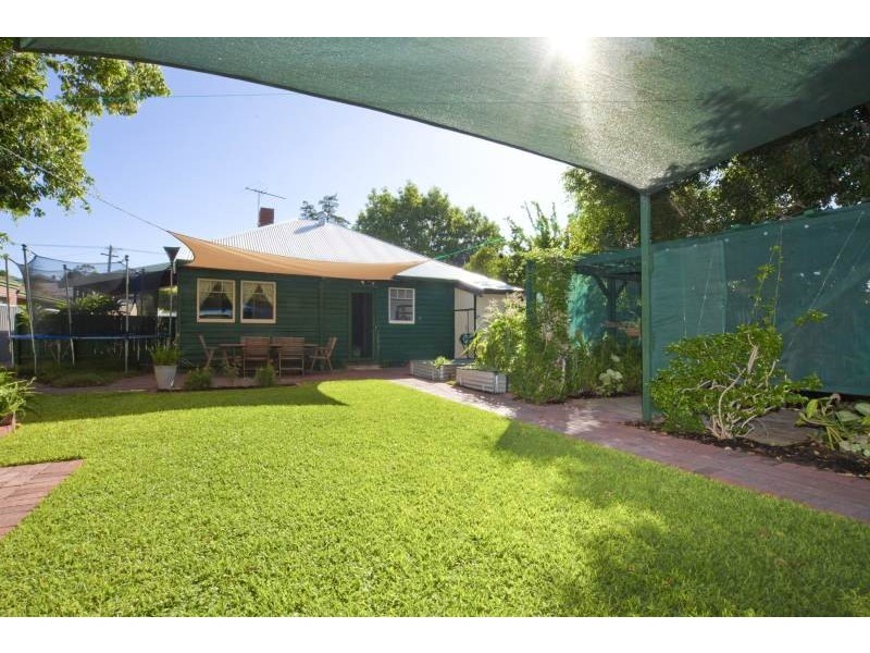 18 Kenilworth Street, Maylands WA 6051