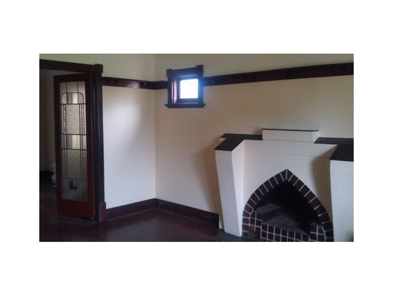 215 Ninth Ave, Inglewood WA 6052