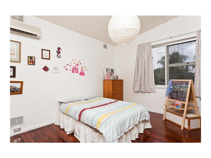 6 Veitch Street, Bayswater WA 6053