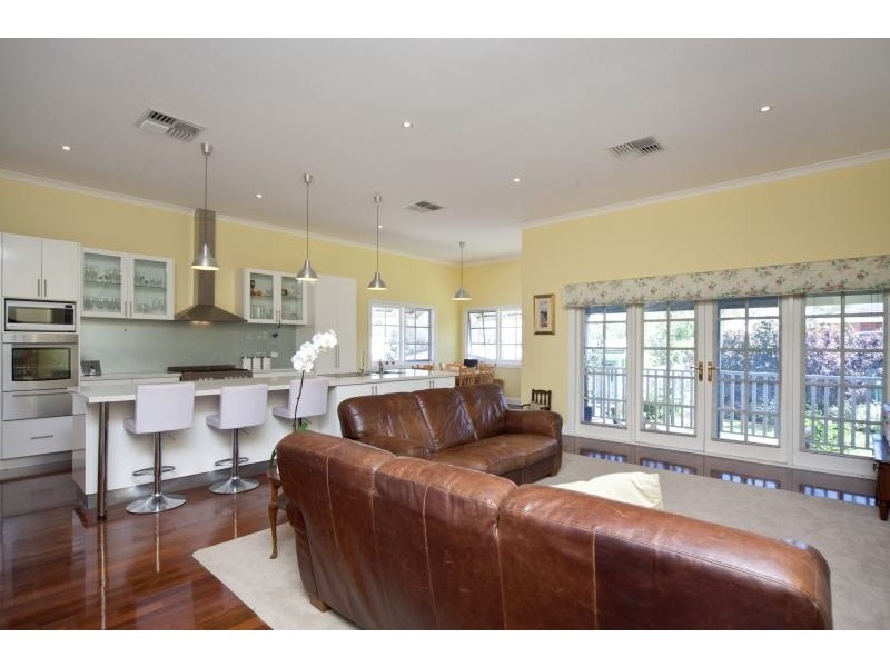 22 Traylen Road, Bayswater WA 6053