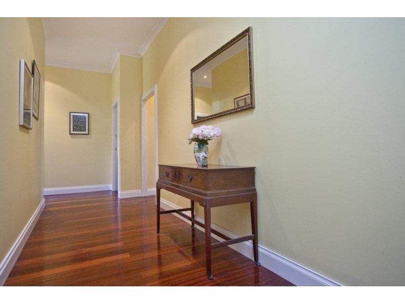 22 Traylen Road, Bayswater WA 6053